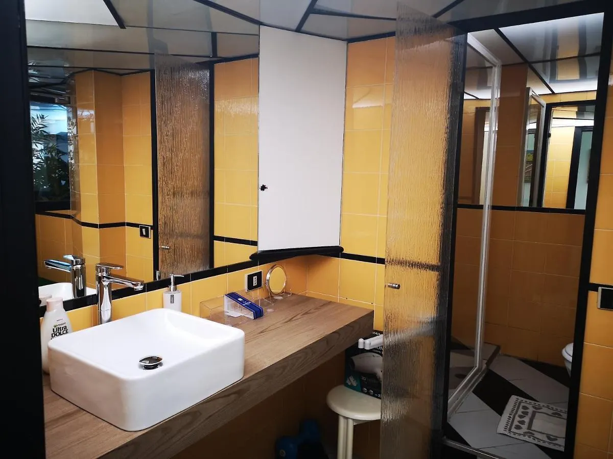 Corte Lambruschini Central Apartment With Free Covered Parking Genoa