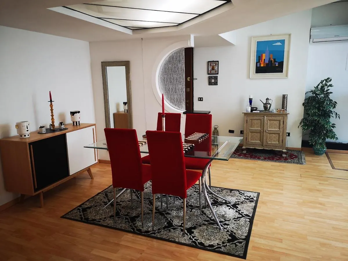 Corte Lambruschini Central Apartment With Free Covered Parking Genoa Italy